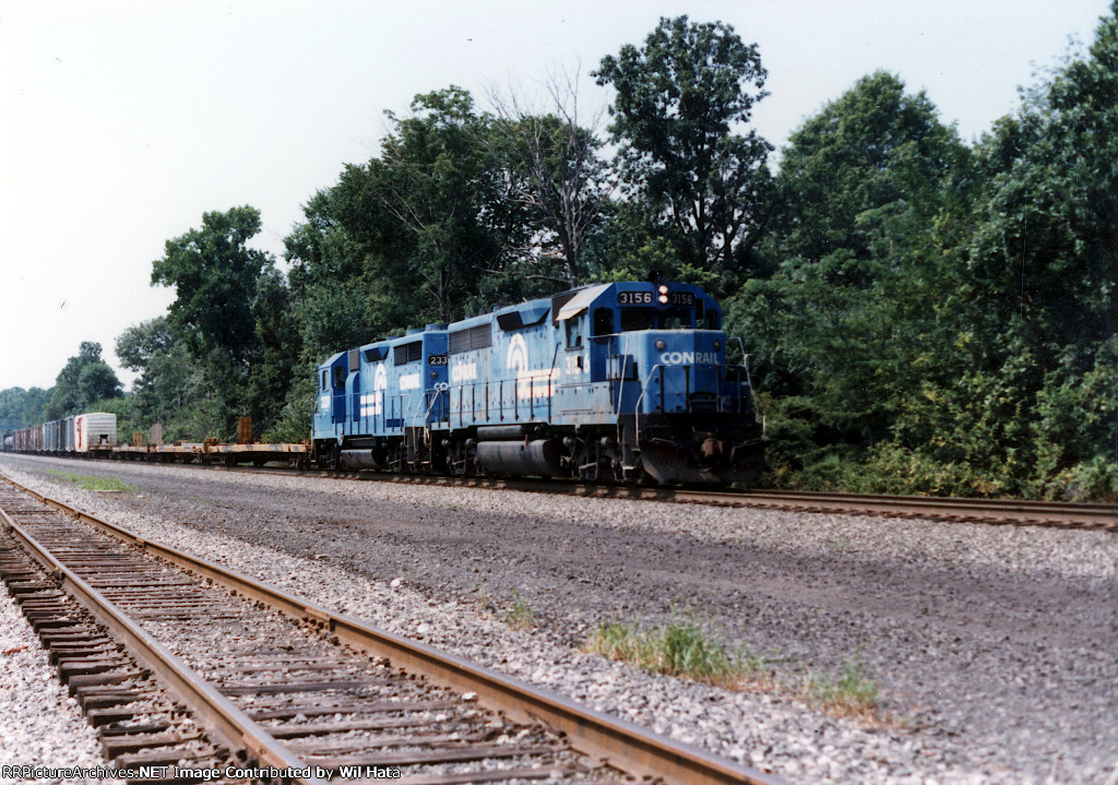 Conrail GP40 3156